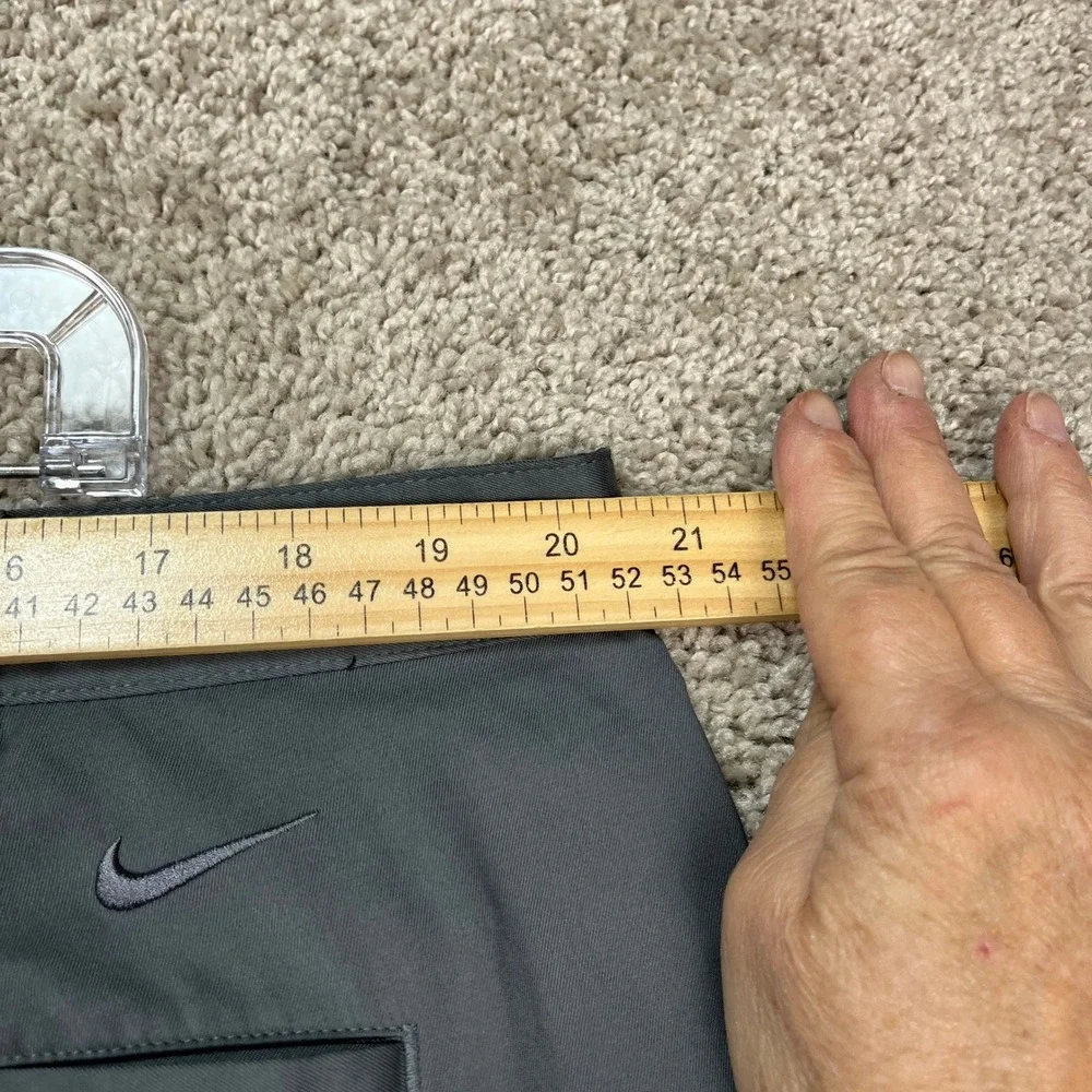 Nike Golf Shorts Mens 40 11 Dark Gray Flat Front Dri-FIT Stretch Performance EUC - Picture 7 of 9